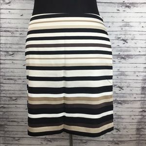 WHITE HOUSE BLACK MARKET STRIPE SKIRT.